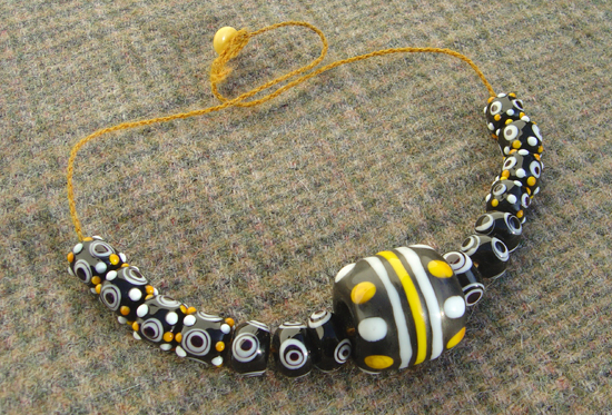 Kette mit Filottranoperle, Italien/Fundort unbekannt, Ende 4.Jh.v.Chr.